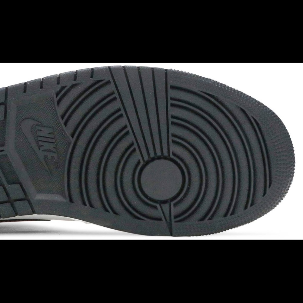 New Jordan 1 Mid SE Turf Orange - Picture 7 of 13